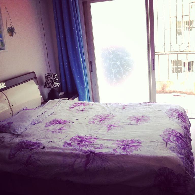 Backyard Youth Hostel Xiamen Rum bild