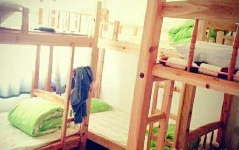 Backyard Youth Hostel Xiamen Rum bild